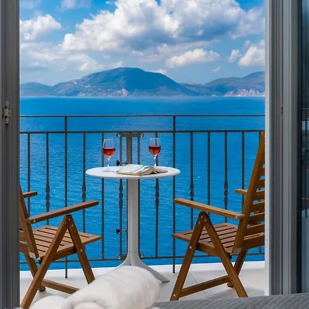 Assos Rockshore House *